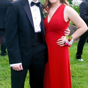 Jill Jill Stuart Deep V Neck Twist Back Crepe Gown